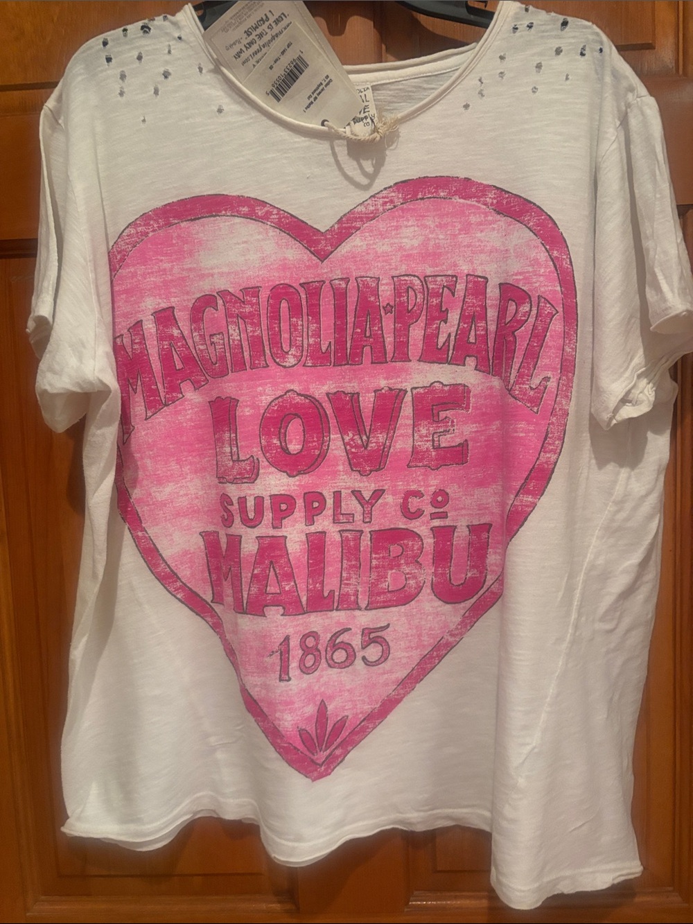 Magnolia Pearl White Tee with Pink Heart Graphic - Picture 3 of 10